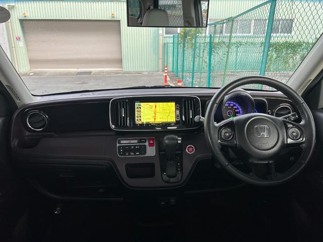 Ｎ－ＯＮＥ プレミアム　ツアラー・Ｌパッケージ　ターボ　アルミ　ナビ　バックカメラ　スマキ―　プッシュスタート　ＥＴＣ　パドルシフト（21枚目）