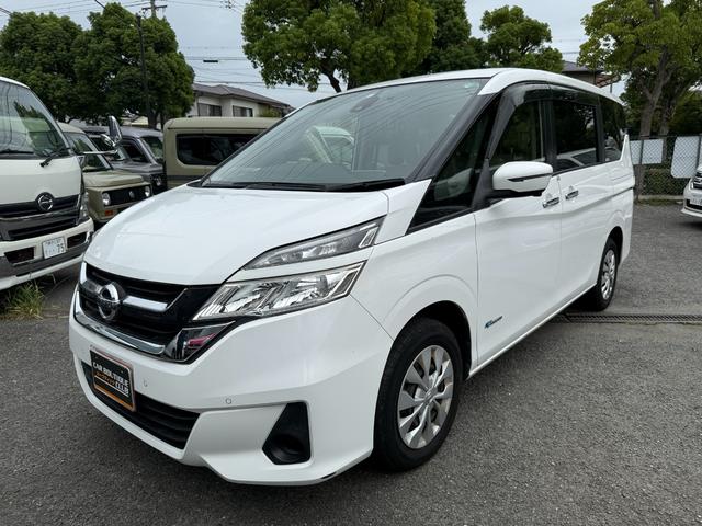 セレナ Ｘ　２．０Ｘチェアキャブ　スロープ　車いす２名仕様　アラウンドビューモニター　両側スライドドア　クルーズコントロール　ＥＴＣ車載器　ドライブレコーダー　アイドリングストップ　キーレス　集中ドアロック（4枚目）