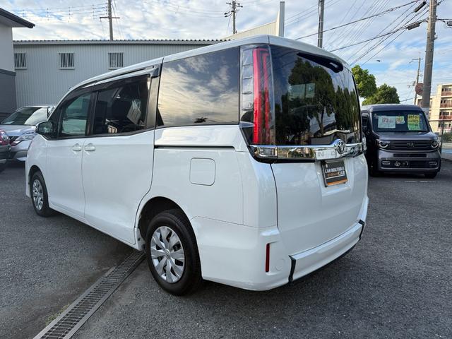 ノア X 2.0Xウェルキャブ スロープII3rdシート付 左側パワースライドドア ウインチリモコン 三菱ナビ バックカメラ クルーズコントロール キーレス 電動格納ミラー オートライト フルセグ エアバッグ(6枚目)