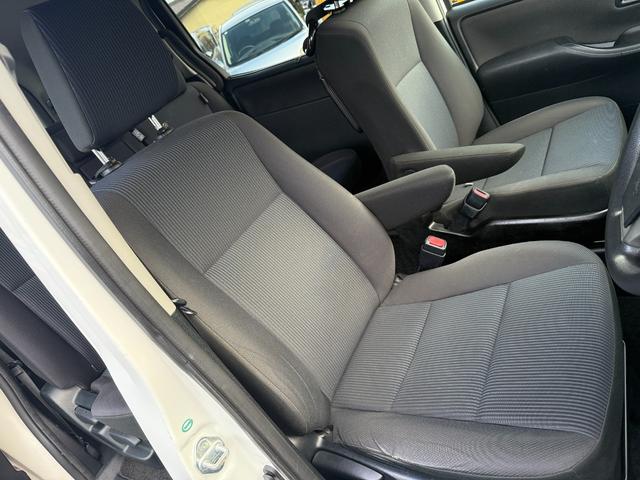 ノア X 2.0Xウェルキャブ スロープII3rdシート付 左側パワースライドドア ウインチリモコン 三菱ナビ バックカメラ クルーズコントロール キーレス 電動格納ミラー オートライト フルセグ エアバッグ(41枚目)