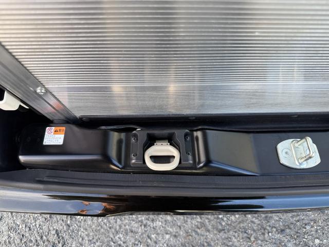 ヴォクシー 　２．０ＺＳウェルキャブ　スロープＩ車いす１脚　両側電動スライドドア　トヨタセーフティセンス　タイプ１車椅子１脚　アルパインナビ　後席モニター　スマートキー　ＥＴＣ車載器　クルーズコントロール　ドラレコ（16枚目）