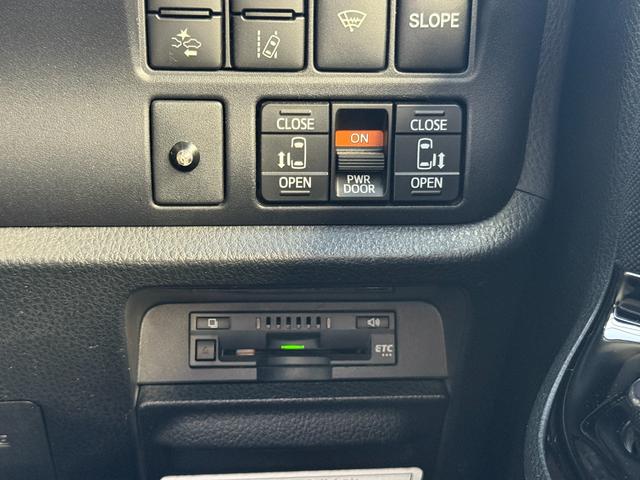 ヴォクシー 　２．０ＺＳウェルキャブ　スロープＩ車いす１脚　両側電動スライドドア　トヨタセーフティセンス　タイプ１車椅子１脚　アルパインナビ　後席モニター　スマートキー　ＥＴＣ車載器　クルーズコントロール　ドラレコ（31枚目）