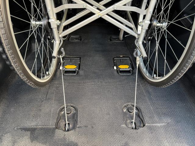 ノア Ｘ　２．０ＸウェルキャブスロープＩＩ３ｒｄシート付４ＷＤ　両側電動スライドドア　４ＷＤ　トヨタセーフティセンス　社外ナビ　ＥＴＣ車載器　ドライブレコーダー　障害物センサー　バックカメラ　ＣＤ再生（26枚目）