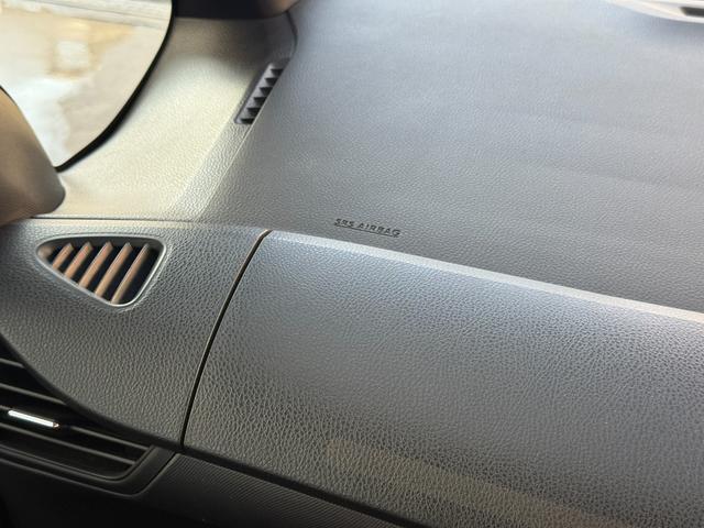 ノア Ｘ　２．０ＸウェルキャブスロープＩＩ３ｒｄシート付４ＷＤ　両側電動スライドドア　４ＷＤ　トヨタセーフティセンス　社外ナビ　ＥＴＣ車載器　ドライブレコーダー　障害物センサー　バックカメラ　ＣＤ再生（39枚目）