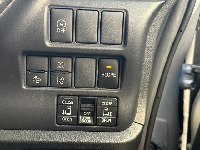 ノア Ｘ　２．０ＸウェルキャブスロープＩＩ３ｒｄシート付４ＷＤ　両側電動スライドドア　４ＷＤ　トヨタセーフティセンス　社外ナビ　ＥＴＣ車載器　ドライブレコーダー　障害物センサー　バックカメラ　ＣＤ再生（41枚目）