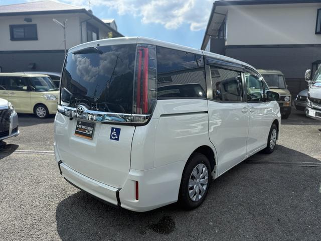 ノア X 2.0Xウェルキャブ スロープII3rdシート付 オートステップ 片側電動スライドドア トヨタセーフティセンス カロッツェリアナビ クルーズコントロール バックカメラ ETC車載器 LEDヘッドライト(8枚目)