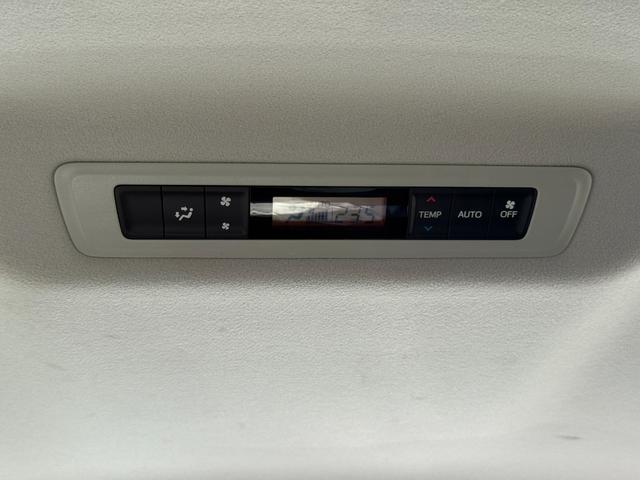 ノア X 2.0Xウェルキャブ スロープII3rdシート付 オートステップ 片側電動スライドドア トヨタセーフティセンス カロッツェリアナビ クルーズコントロール バックカメラ ETC車載器 LEDヘッドライト(43枚目)