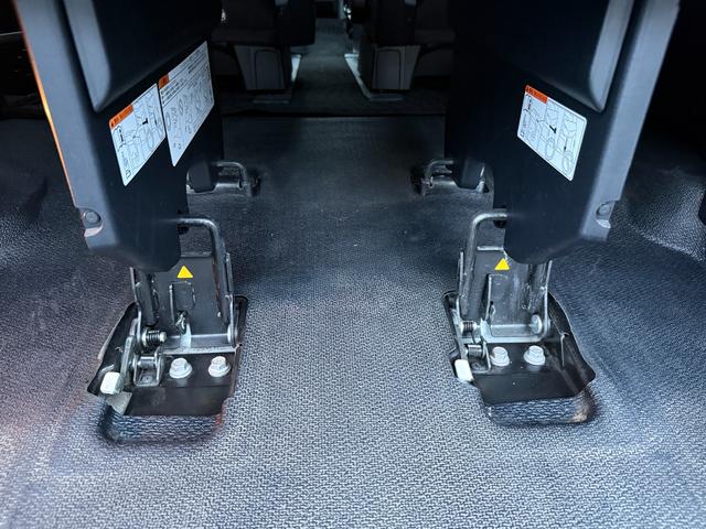 ノア X 2.0XウェルキャブスロープII3rdシート付4WD 助手席リフトアップシート ウインチリモコン 両側電動スライドドア 社外ナビ クルーズコントロール クリアランスソナー ドラレコ バックカメラ(24枚目)