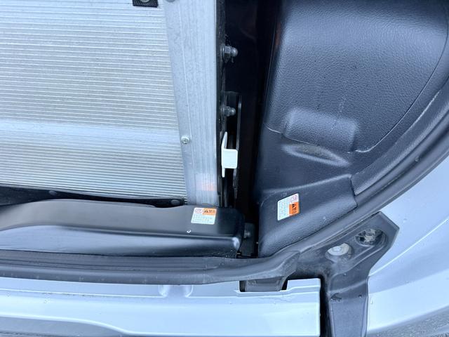 ノア X 2.0XウェルキャブスロープII3rdシート付4WD 助手席リフトアップシート ウインチリモコン 両側電動スライドドア 社外ナビ クルーズコントロール クリアランスソナー ドラレコ バックカメラ(27枚目)