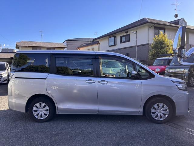 ヴォクシー X 2.0Xウェルキャブ スロープII3rdシート付 左側電動スライドドア 純正ナビ ドライブレコーダー オートクルーズコントロール ETC車載器 バックカメラ USB Bluetooth接続(9枚目)