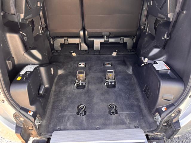 ヴォクシー X 2.0Xウェルキャブ スロープII3rdシート付 左側電動スライドドア 純正ナビ ドライブレコーダー オートクルーズコントロール ETC車載器 バックカメラ USB Bluetooth接続(20枚目)