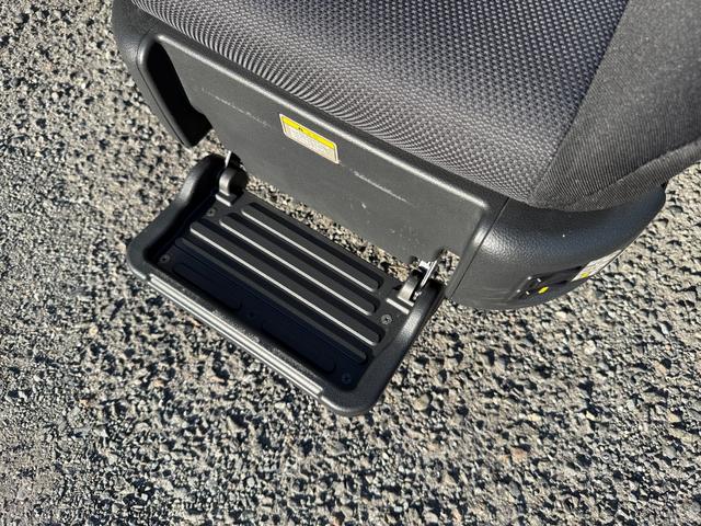 セレナ B 2.0B助手席スライドアップシート アラウンドビューモニター 前後ドラレコ 両側スライドドア ブラインドスポットモニター スマートキー プッシュスタート オートライト バックカメラ 集中ドアロック(17枚目)