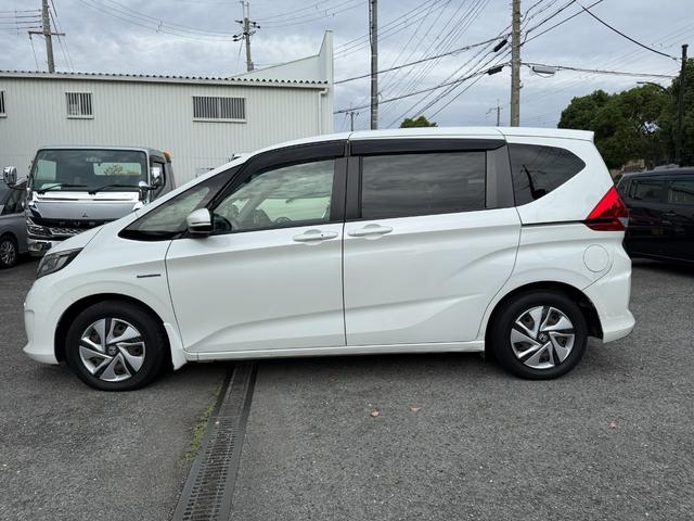 フリード+ハイブリッド 1.5ハイブリッドG車いす仕様車 両側電動スライドドア 純正ナビ ETC車載器 ドライブレコーダー バックカメラ レーダークルーズコントロール 前後ドライブレコーダー CD DVD フルセグ(5枚目)