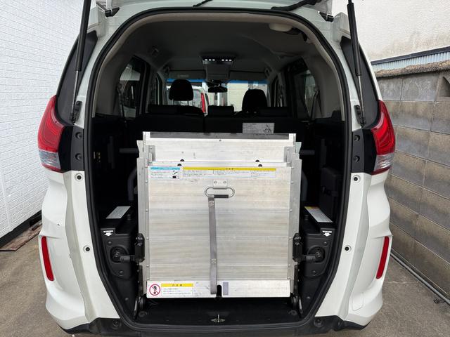 フリード+ハイブリッド 1.5ハイブリッドG車いす仕様車 両側電動スライドドア 純正ナビ ETC車載器 ドライブレコーダー バックカメラ レーダークルーズコントロール 前後ドライブレコーダー CD DVD フルセグ(13枚目)