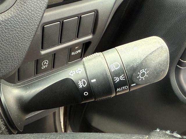 オートライト★夕暮れ時のライト点灯忘れを防ぎます☆