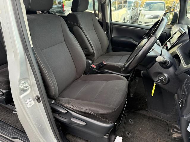 運転席のシート確認はこちら★