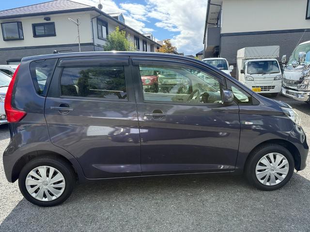 デイズ Ｊ　６６０Ｊアンシャンテ助手席回転シート　助手席スライドアップシート　オーディオ　電動格納ミラー　キーレス　運転席・助手席エアバッグ　パワーウインドウ　ＣＤ再生　シガーソケット（9枚目）