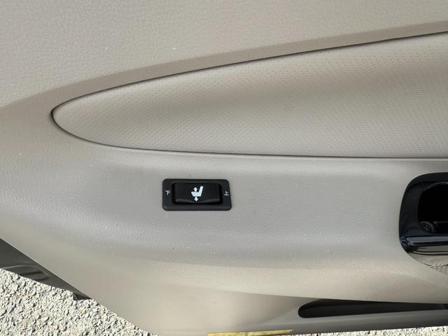 デイズ Ｊ　６６０Ｊアンシャンテ助手席回転シート　助手席スライドアップシート　オーディオ　電動格納ミラー　キーレス　運転席・助手席エアバッグ　パワーウインドウ　ＣＤ再生　シガーソケット（15枚目）