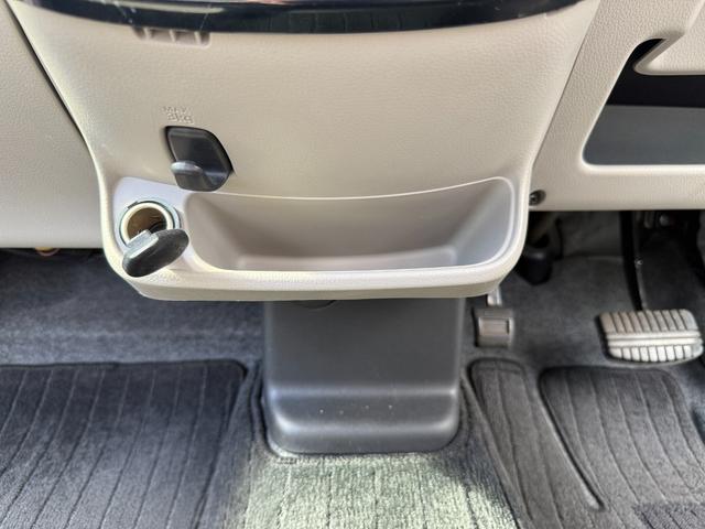デイズ Ｊ　６６０Ｊアンシャンテ助手席回転シート　助手席スライドアップシート　オーディオ　電動格納ミラー　キーレス　運転席・助手席エアバッグ　パワーウインドウ　ＣＤ再生　シガーソケット（28枚目）