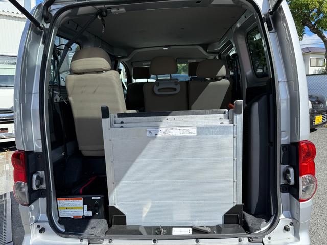 ＮＶ２００バネットバン 　助手席スライドアップ・スロープ・補助席　送迎仕様　補助席　バックカメラ　キーレス　オーディオ：ＣＢ０１Ｄ　キーレス　運転席・助手席エアバッグ（24枚目）