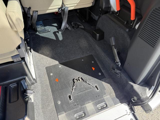 ＮＶ２００バネットバン 　助手席スライドアップ・スロープ・補助席　送迎仕様　補助席　バックカメラ　キーレス　オーディオ：ＣＢ０１Ｄ　キーレス　運転席・助手席エアバッグ（28枚目）