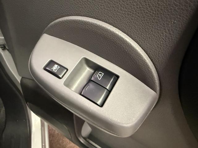 ＮＶ２００バネットバン 　助手席スライドアップ・スロープ・補助席　送迎仕様　補助席　バックカメラ　キーレス　オーディオ：ＣＢ０１Ｄ　キーレス　運転席・助手席エアバッグ（39枚目）