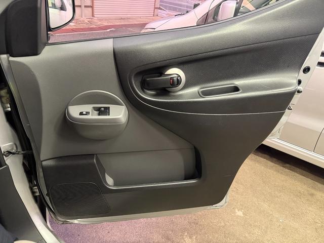 ＮＶ２００バネットバン 　助手席スライドアップ・スロープ・補助席　送迎仕様　補助席　バックカメラ　キーレス　オーディオ：ＣＢ０１Ｄ　キーレス　運転席・助手席エアバッグ（46枚目）