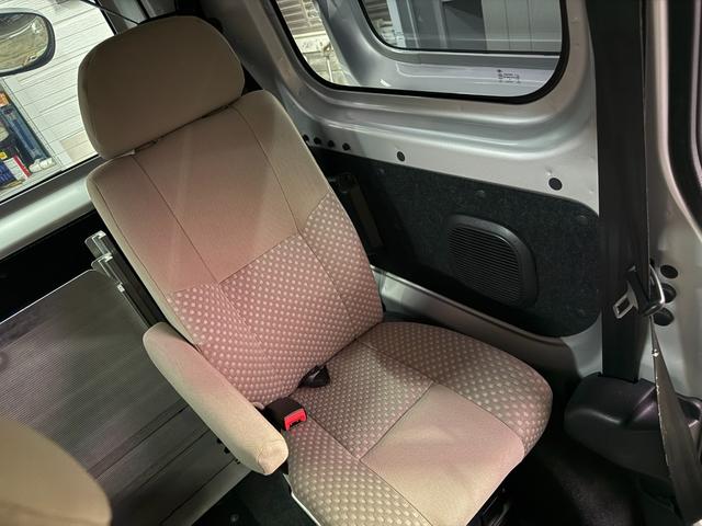 ＮＶ２００バネットバン 　助手席スライドアップ・スロープ・補助席　送迎仕様　補助席　バックカメラ　キーレス　オーディオ：ＣＢ０１Ｄ　キーレス　運転席・助手席エアバッグ（52枚目）