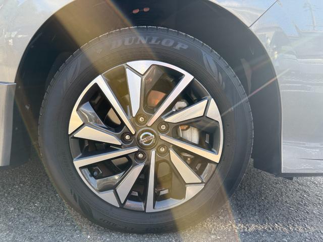 セレナ 　２．０ＨスターＶ　Ｃキャブ　スロープ車いす１名２ｎｄ　プロパイロット　アラウンドビューモニター　両側電動スライドドア　ハンズフリードア　純正ナビ　後席モニター　インテリジェンスミラー　アルミホイール（29枚目）