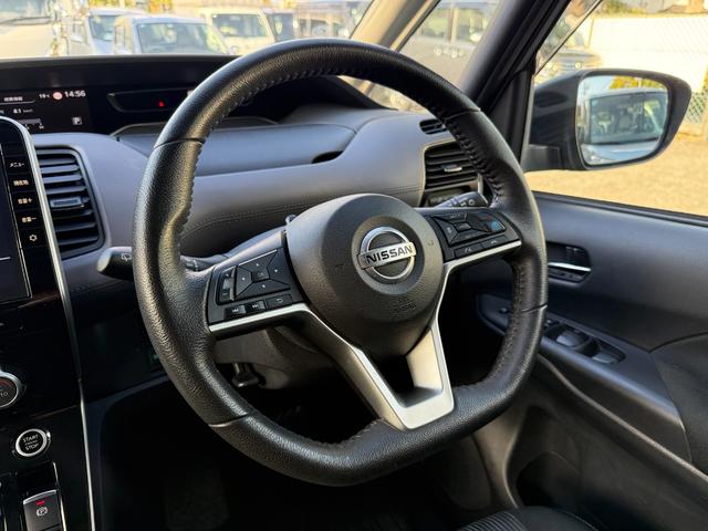 セレナ 　２．０ＨスターＶ　Ｃキャブ　スロープ車いす１名２ｎｄ　プロパイロット　アラウンドビューモニター　両側電動スライドドア　ハンズフリードア　純正ナビ　後席モニター　インテリジェンスミラー　アルミホイール（39枚目）