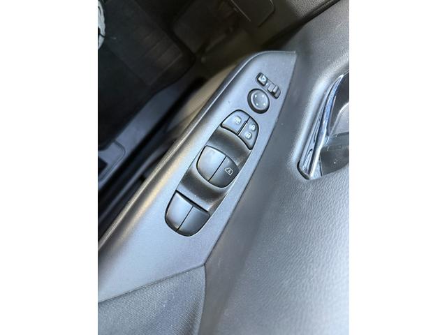 セレナ 　２．０ＨスターＶ　Ｃキャブ　スロープ車いす１名２ｎｄ　プロパイロット　アラウンドビューモニター　両側電動スライドドア　ハンズフリードア　純正ナビ　後席モニター　インテリジェンスミラー　アルミホイール（41枚目）