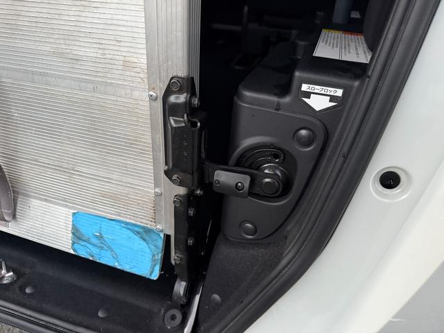 フリード＋ Ｇ・ホンダセンシング　１．５Ｇホンダセンシング車いす仕様車　スロープ　福祉車両　両側電動スライドドア　ギャザーズナビ　純正ドライブレコーダー　アダプティブクルーズコントロール　バックカメラ　スマートキー　プッシュスタート式（15枚目）