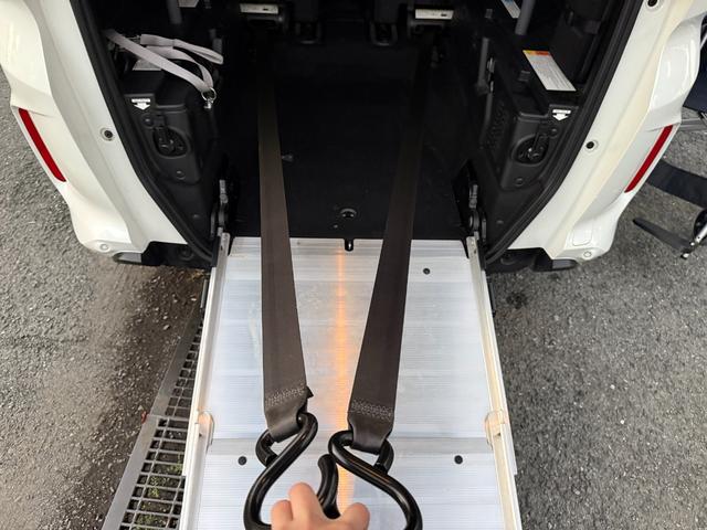 フリード＋ Ｇ・ホンダセンシング　１．５Ｇホンダセンシング車いす仕様車　スロープ　福祉車両　両側電動スライドドア　ギャザーズナビ　純正ドライブレコーダー　アダプティブクルーズコントロール　バックカメラ　スマートキー　プッシュスタート式（21枚目）