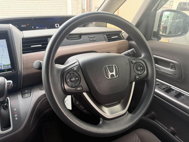 フリード＋ Ｇ・ホンダセンシング　１．５Ｇホンダセンシング車いす仕様車　スロープ　福祉車両　両側電動スライドドア　ギャザーズナビ　純正ドライブレコーダー　アダプティブクルーズコントロール　バックカメラ　スマートキー　プッシュスタート式（30枚目）