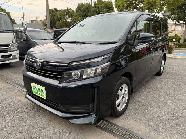 ヴォクシー 　両側電動スライドドア　スマートキー　プッシュスタート　バックカメラ　後席モニター　ＥＴＣ車載器　カロッツェリアナビ　ＣＤ　ＤＶＤ　フルセグ　Ｂｌｕｅｔｏｏｔｈ　スタッドレスタイヤ　アイドリングストップ（19枚目）