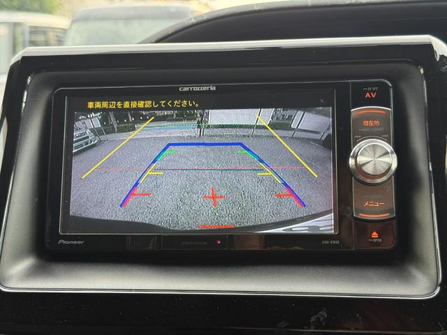 ヴォクシー 　両側電動スライドドア　スマートキー　プッシュスタート　バックカメラ　後席モニター　ＥＴＣ車載器　カロッツェリアナビ　ＣＤ　ＤＶＤ　フルセグ　Ｂｌｕｅｔｏｏｔｈ　スタッドレスタイヤ　アイドリングストップ（35枚目）