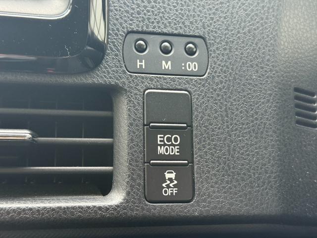 ヴォクシー 　両側電動スライドドア　スマートキー　プッシュスタート　バックカメラ　後席モニター　ＥＴＣ車載器　カロッツェリアナビ　ＣＤ　ＤＶＤ　フルセグ　Ｂｌｕｅｔｏｏｔｈ　スタッドレスタイヤ　アイドリングストップ（41枚目）