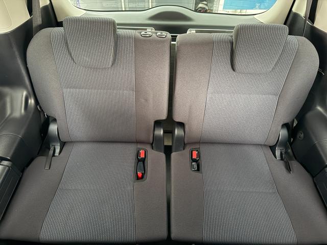 ヴォクシー 　両側電動スライドドア　スマートキー　プッシュスタート　バックカメラ　後席モニター　ＥＴＣ車載器　カロッツェリアナビ　ＣＤ　ＤＶＤ　フルセグ　Ｂｌｕｅｔｏｏｔｈ　スタッドレスタイヤ　アイドリングストップ（57枚目）