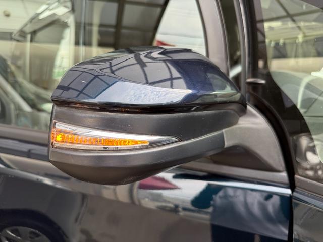 ヴォクシー 　両側電動スライドドア　スマートキー　プッシュスタート　バックカメラ　後席モニター　ＥＴＣ車載器　カロッツェリアナビ　ＣＤ　ＤＶＤ　フルセグ　Ｂｌｕｅｔｏｏｔｈ　スタッドレスタイヤ　アイドリングストップ（68枚目）