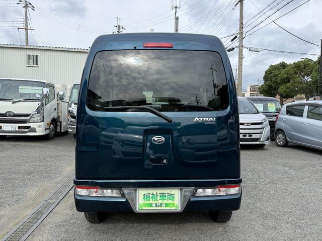 アトレーワゴン 　リヤシートリフト　ＳＡＩＩＩ　ディスプレイオーディオ　障害物センサー　ＣＤ　ＤＶＤ　両側スライドドア　電動格納ミラー　ＬＥＤヘッドライト　アイドリングストップ　オートマチックハイビーム　フロアマット（17枚目）