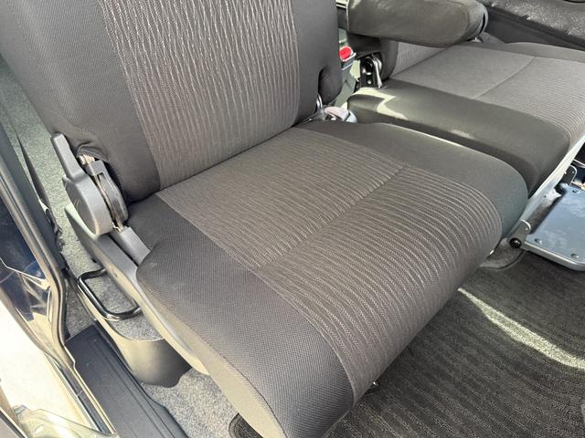 アトレーワゴン 　リヤシートリフト　ＳＡＩＩＩ　ディスプレイオーディオ　障害物センサー　ＣＤ　ＤＶＤ　両側スライドドア　電動格納ミラー　ＬＥＤヘッドライト　アイドリングストップ　オートマチックハイビーム　フロアマット（39枚目）