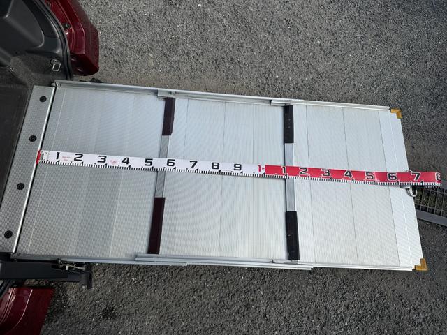 セレナ 2.0HスターCキャブ スロープ 車いす1名2nd 車椅子2列目乗車 両側スライドドア オートクルーズコントロール機能 スマートキー プッシュスタート バックカメラ 前後ドライブレコーダー ETC(10枚目)