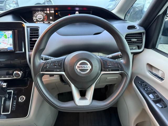 セレナ オートステップ 車椅子スロープ 両側電動スライドドア パナソニックナビ Bluetooth接続 バックカメラ ドライブレコーダー クルーズコントロール スマートキー アイドリングストップ オートライト(40枚目)