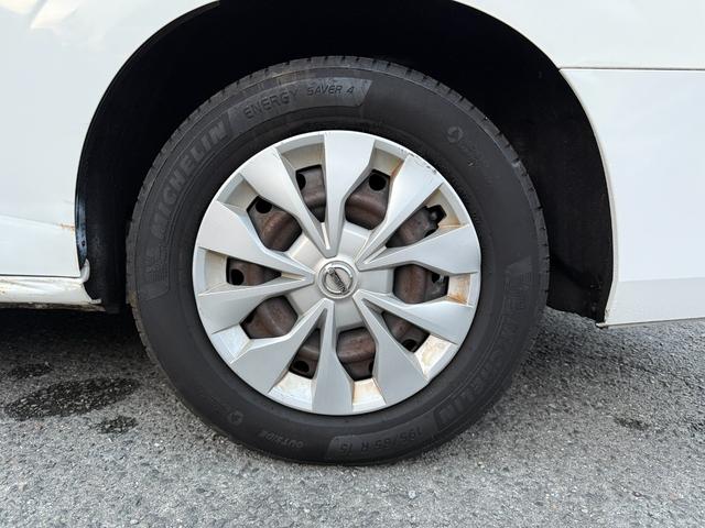 セレナ X 両側スライドドア 補助席 純正ナビ オートクルーズコントロール バックカメラ キーレス スペアキー CD再生 テレビ視聴 オートライト 電動格納ミラー アイドリングストップ機能(24枚目)