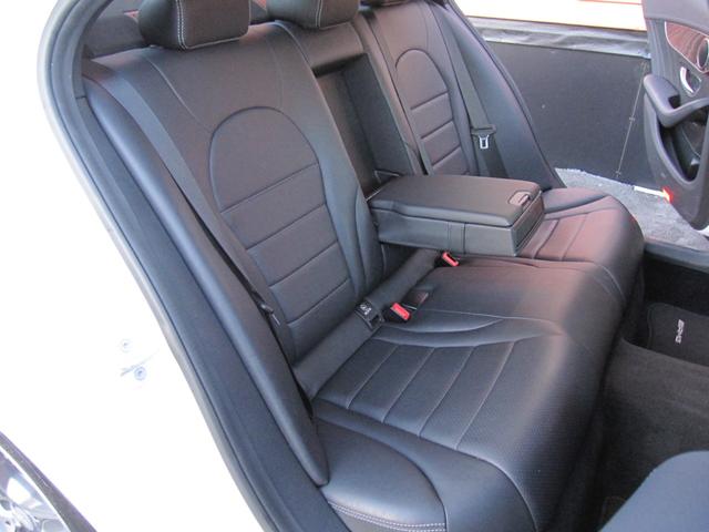 Ｃクラス Ｃ１８０アバンギャルド　ＡＭＧライン　ナビ　フルセグ　革シート　前後コーナーセンサー　バックカメラ　ドライブレコーダー　レーダー探知機　ブラインドスポットモニター　ＬＥＤライト　１８インチアルミホイール　追従オートクルーズ（13枚目）