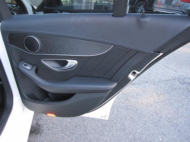 Ｃクラス Ｃ１８０アバンギャルド　ＡＭＧライン　ナビ　フルセグ　革シート　前後コーナーセンサー　バックカメラ　ドライブレコーダー　レーダー探知機　ブラインドスポットモニター　ＬＥＤライト　１８インチアルミホイール　追従オートクルーズ（42枚目）