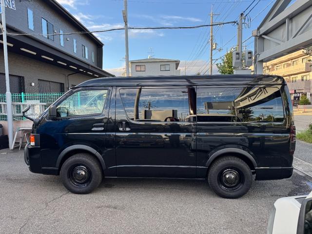 ハイエースワゴン ＧＬ　４ＷＤ　６ＡＴ　４１５ＣＯＢＲＡ丸目キット　スマートキー　パワースライドドア　パノラミックビュー　デジタルインナーミラー（7枚目）