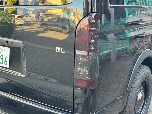 ハイエースワゴン ＧＬ　４ＷＤ　６ＡＴ　４１５ＣＯＢＲＡ丸目キット　スマートキー　パワースライドドア　パノラミックビュー　デジタルインナーミラー（16枚目）