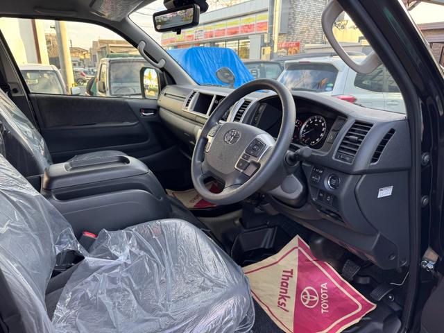 ハイエースワゴン ＧＬ　４ＷＤ　６ＡＴ　４１５ＣＯＢＲＡ丸目キット　スマートキー　パワースライドドア　パノラミックビュー　デジタルインナーミラー（19枚目）