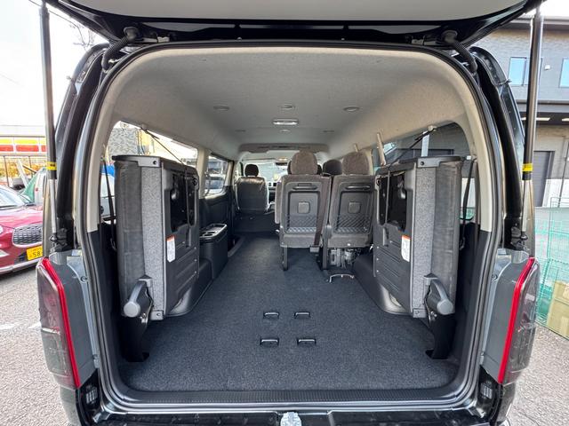 ハイエースワゴン ＧＬ　４ＷＤ　６ＡＴ　４１５ＣＯＢＲＡ丸目キット　スマートキー　パワースライドドア　パノラミックビュー　デジタルインナーミラー（28枚目）
